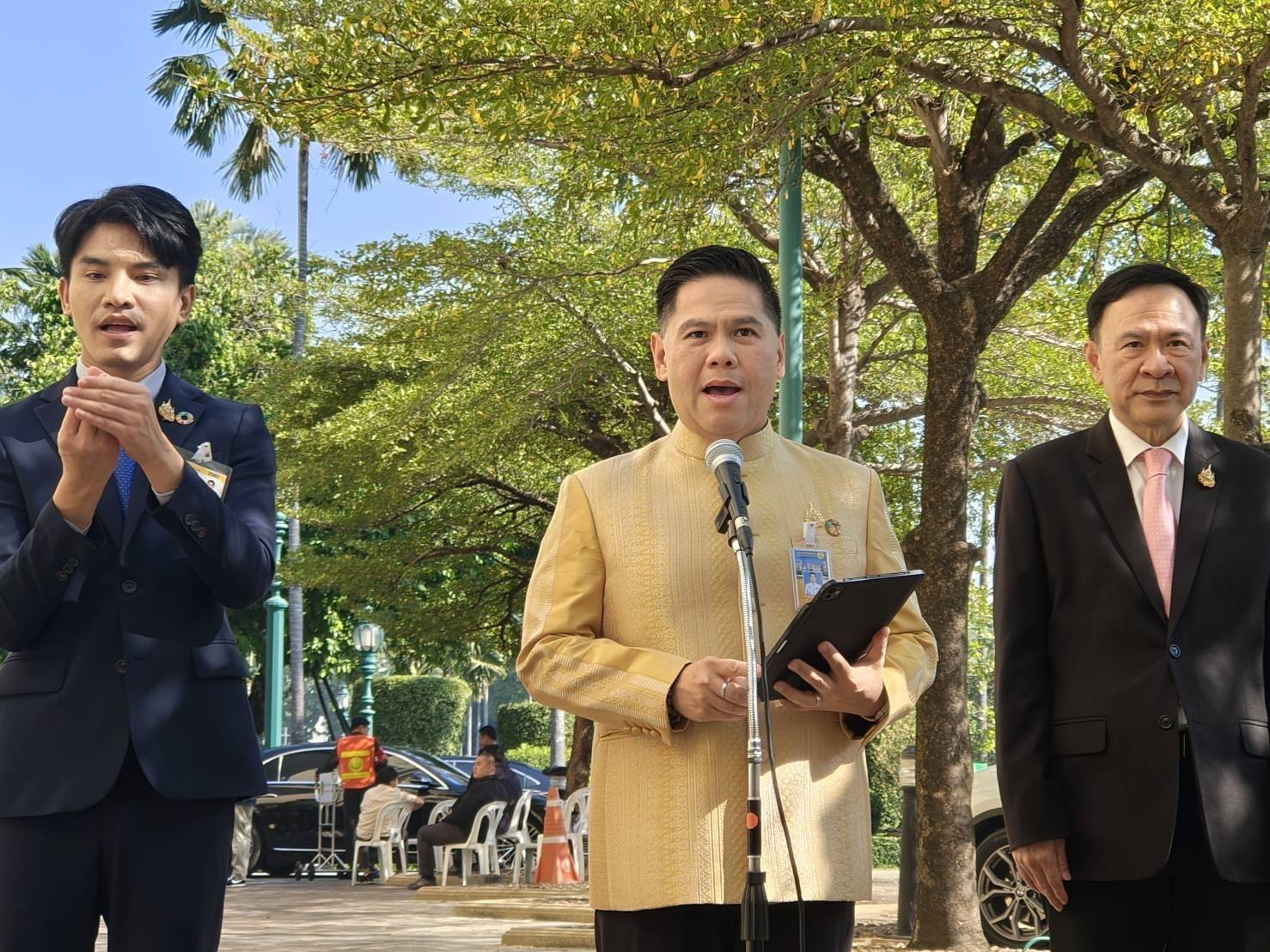 “วราวุธ” ย้ำ “ชทพ.” ยึดธงแก้รธน.ปี 40 ชี้แก้รายมาตราไม่ตอบโจทย์ เชื่อพรรคร่วมมีแนวทางเดียวกัน 