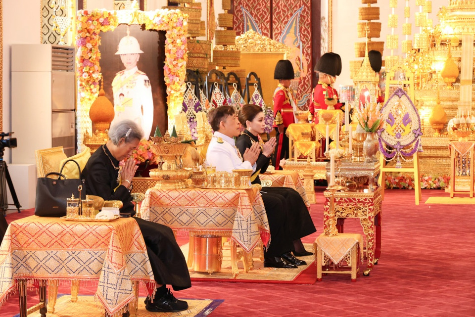 "ในหลวง - พระราชินี" ทรงบำเพ็ญพระราชกุศลสัตตมวาร 7 วัน พระราชทานพระศพ "สมเด็จเจ้าฟ้าพัชรกิติยาภา"