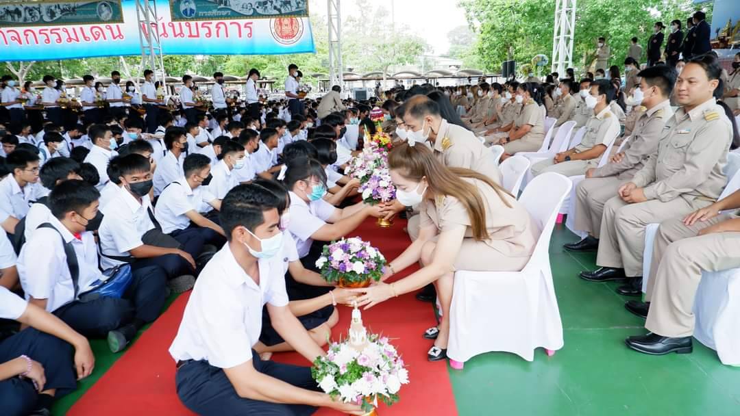 เทคนิคระยอง จัดพิธีไหว้ครู ประจำปีการศึกษา 2566 ส่งเสริม นศ.แสดงความเคารพรักและระลึกถึงพระคุณบูรพาจารย์