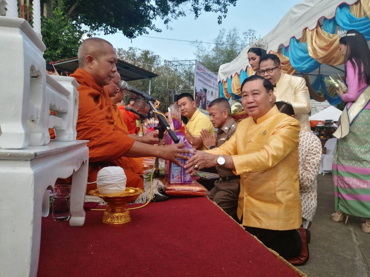 นายกสมาคมธุรกิจท่องเที่ยวทำบุญอุทิศส่วนกุศลแด่ดวงวิญญาณทหารเชลยศึกสงครามโลกครั้งที่ 2 