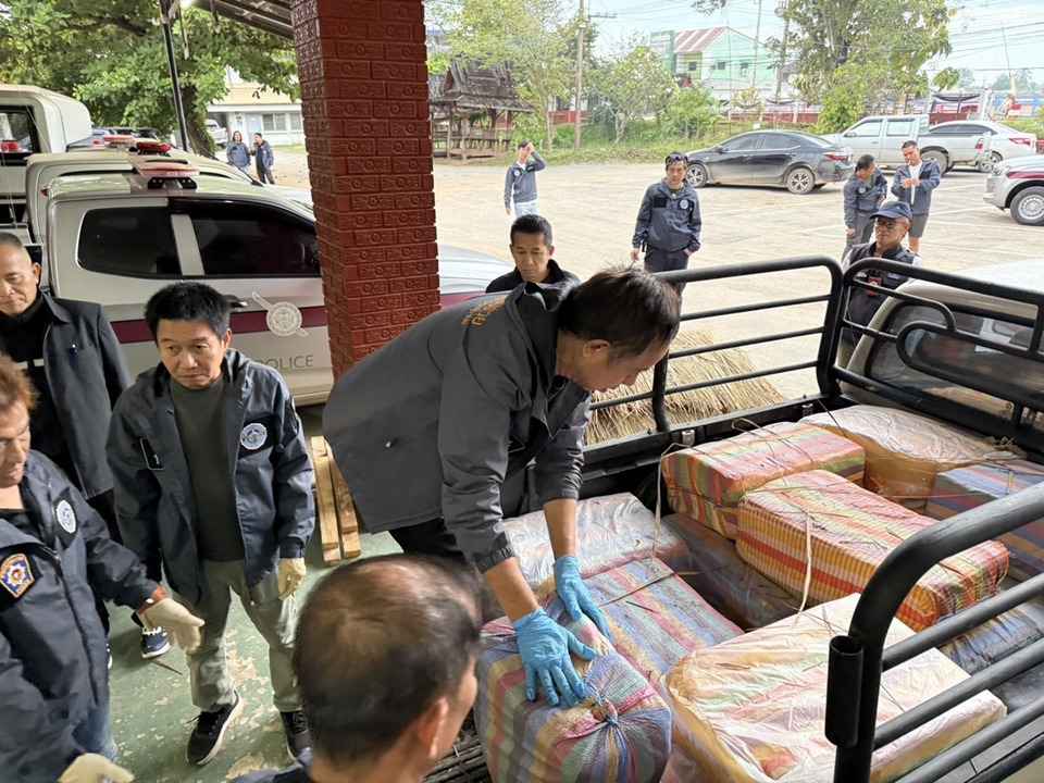 ตร.เชียงรายยึดยาบ้า 6 ล้านเม็ดซุกในรถข้างเมรุเผาศพ เร่งขยายผลล่าขบวนการ