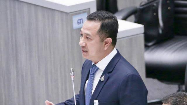 "ส.ส.สงขลา ภท." จัดรณรงค์คนสงขลาอย่าดื้อ พร้อมเตือนสติอย่าเอาโควิดมาทำลายเพื่อนมนุษย์ด้วยกัน