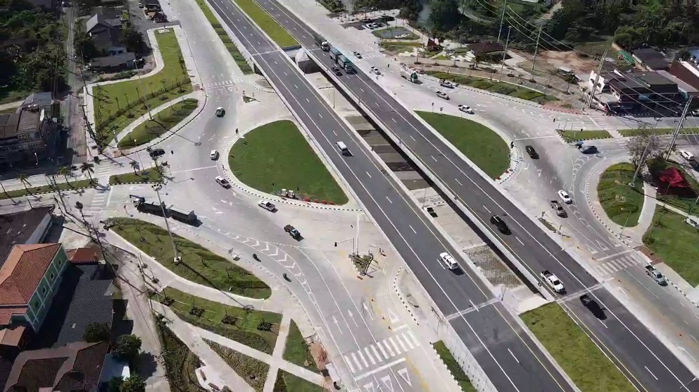 ทล.เปิดใช้สะพานข้ามแยกเวียงสระ จ.สุราษฎร์ฯ วงเงินก่อสร้างกว่า 600 ล้าน หวังเพิ่มศักยภาพการเดินทาง สะดวก รวดเร็ว ปลอดภัย