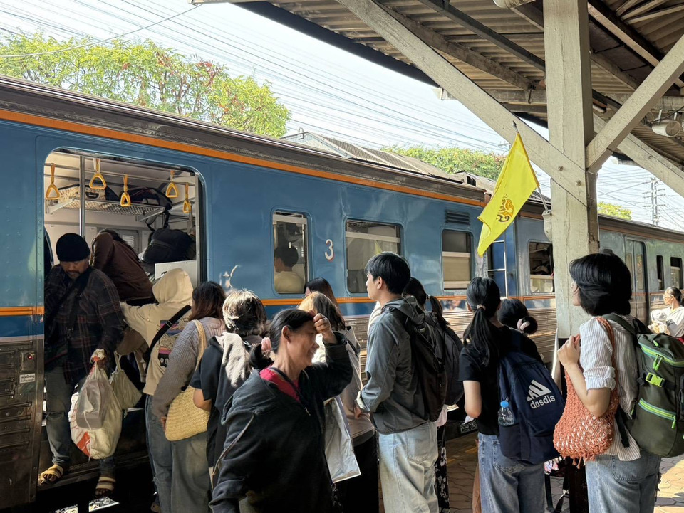 การรถไฟฯ ย้ำ ขบวนรถบริการตามปกติ ทบทวนแนวทางปรับปรุงเดินรถ คำนึงถึงผลกระทบต่อประชาชน