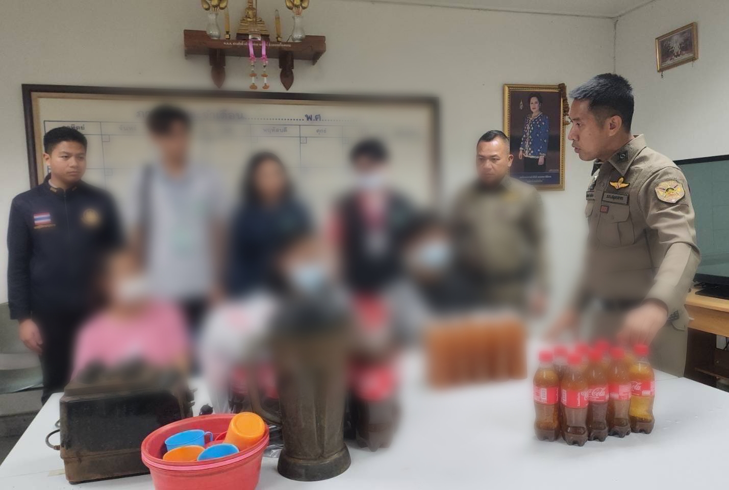 สนธิกำลังทุกหน่วยงานบุกจับร้านปาร์ตี้น้ำกระท่อมขายให้แรงงานข้ามชาติ