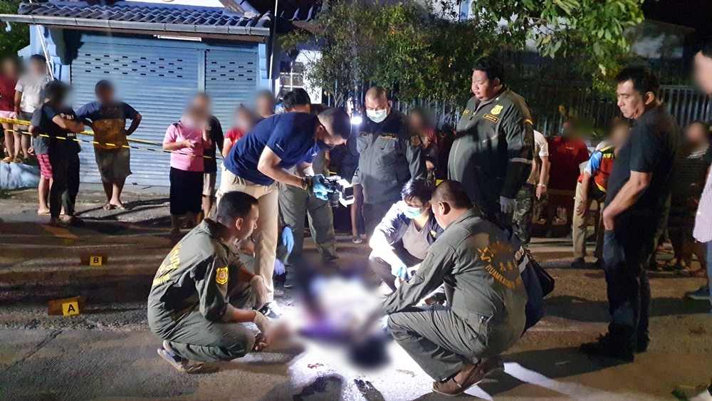 ชายวัย 50 ปี ถูกเพื่อนร่วมวงเหล้าใช้มีดแทงดับ