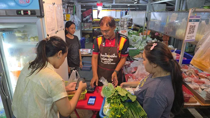 ร้านค้าโคราชชี้ “ไทยช่วยไทย พลัส 60/40” ช่วยเพิ่มยอดขาย หวั่นเงินสะพัดแผ่วหลังจบโครงการ วอนต่อมาตรการ