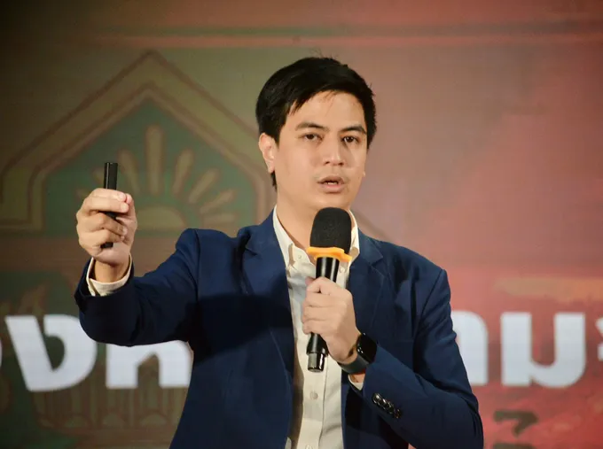 น้อมรับผิด! “ไอติม” รับตัดสินใจพลาดโหวต “อนุทิน” ลั่นขอใช้ 3 ปีทำหน้าที่ไถ่บาป แก้ผลกระทบจาก ‘3 วินาที’ โต้เกียร์ว่างตรวจฮั้ว สว.