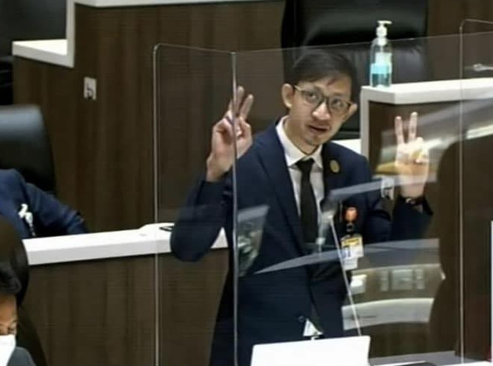 จับตา! ศาลนัดสืบพยานพรุ่งนี้ คดี “ใบ สด.43 ปลอม” ของ “สส.จิรัฏฐ์” 