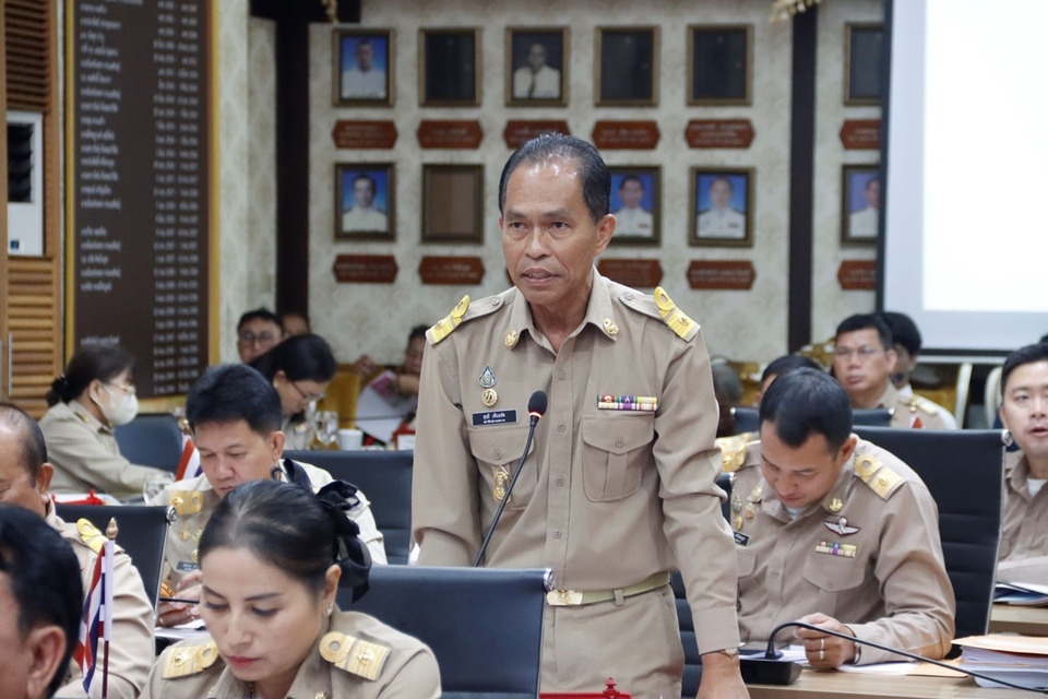 สภาเทศบาลนครหัวหิน ไฟเขียว “สุนธี เทียมทัด” นั่งรองประธานสภาฯ คนใหม่