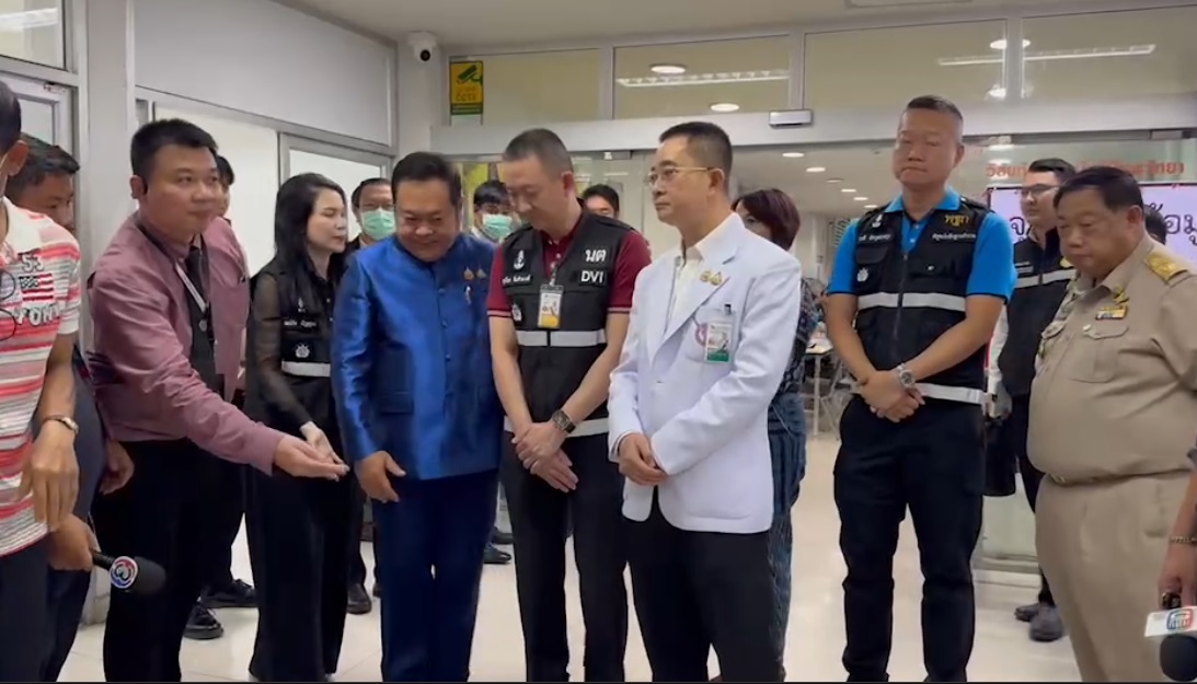รมว.ยุติธรรมสั่งเยียวยาครอบครัวผู้เสียชีวิตรายละ 2 แสนและบาดเจ็บรับค่ารักษาครั้งละ 4 หมื่นเหตุเพลิงไหม้รถบัสนักเรียน