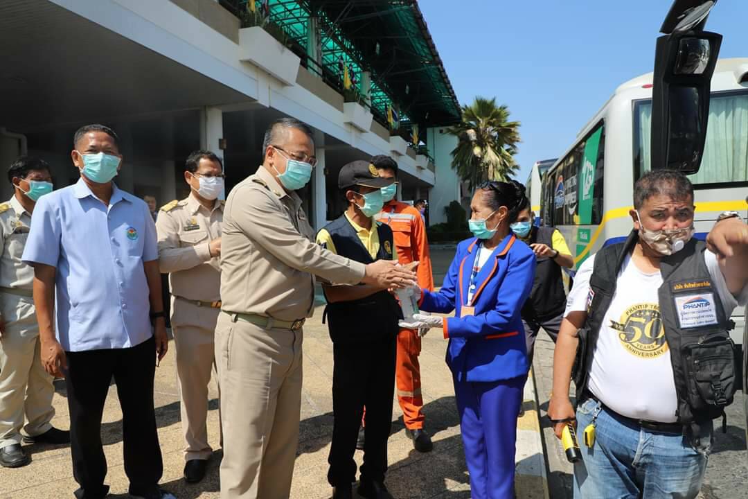 พ่อเมืองสุราษฎร์ธานีตรวจเยี่ยมท่าอากาศยานและระบบขนส่งสาธารณะ