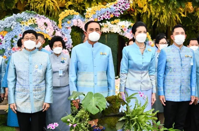 นายกฯ เปิดนิทรรศการเฉลิมพระเกียรติพระบรมราชชนนีพันปีหลวง เนื่องในโอกาส 90 พรรษา “ด้วยรักแห่งแผ่นดิน : With Love for the Nation”