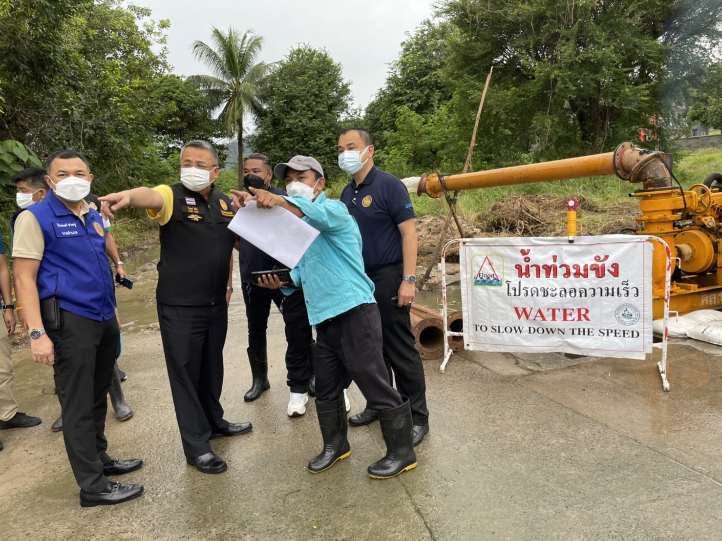 ผู้ว่าฯ สุราษฎร์ธานี ติดตามการเตรียมความพร้อมรับมือสถานการณ์อุทกภัยในพื้นที่อำเภอเกาะสมุย 