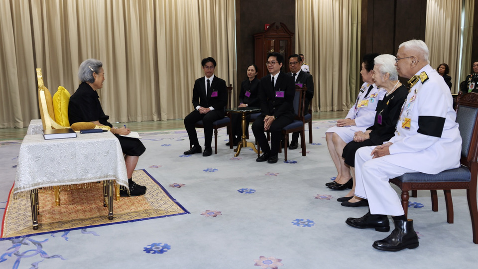 กรมสมเด็จพระเทพฯ พระราชทานพระราชวโรกาสให้คณะบุคคลเฝ้าฯ