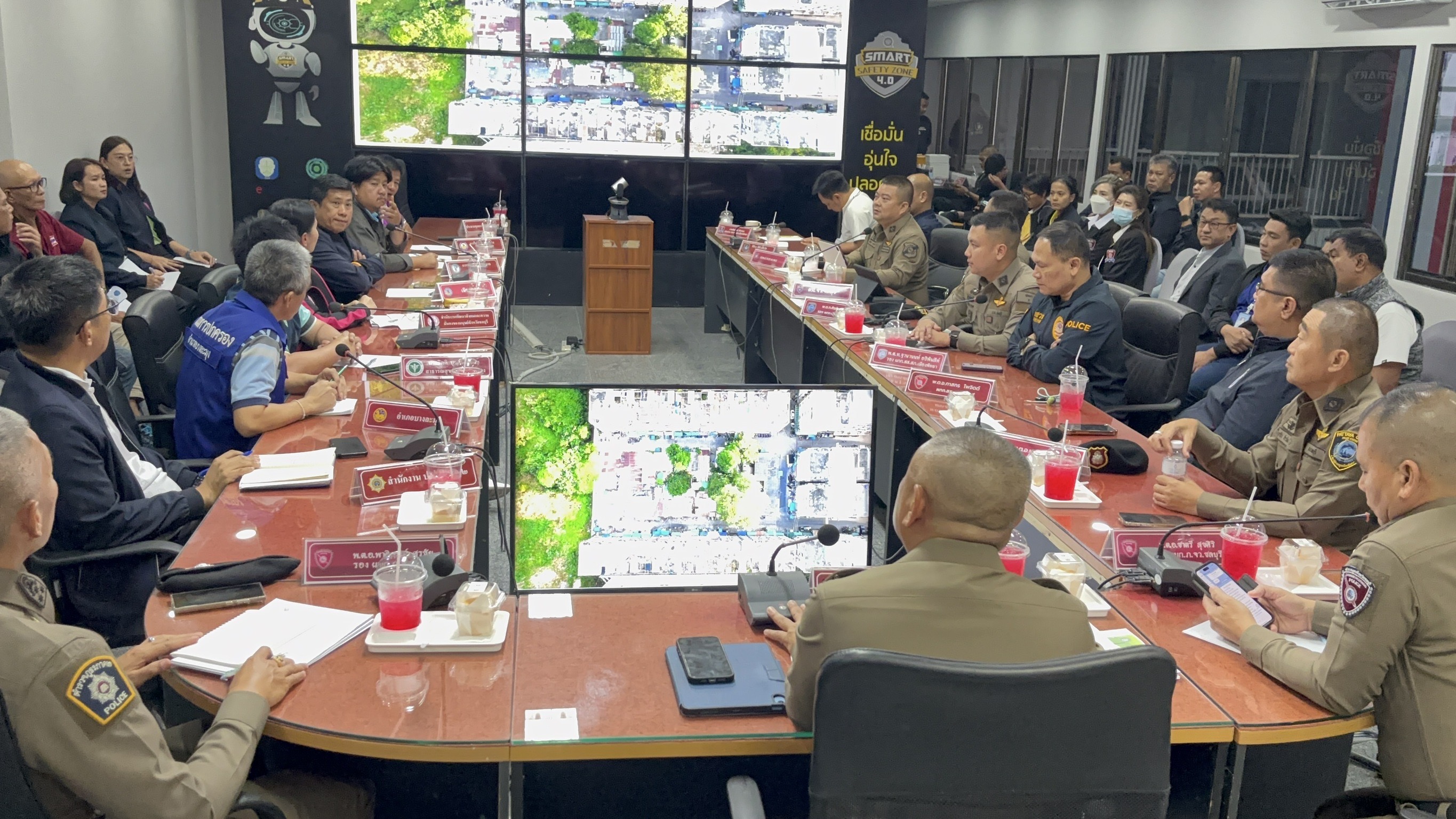 ผู้การชลบุรีเรียกประชุมจัดระเบียบบริเวณจอมเทียนหลังตร.พัทยาจับผู้ค้า-ผู้เสพพร้อมยาเสพติดหวั่นกระทบภาพลักษณ์
