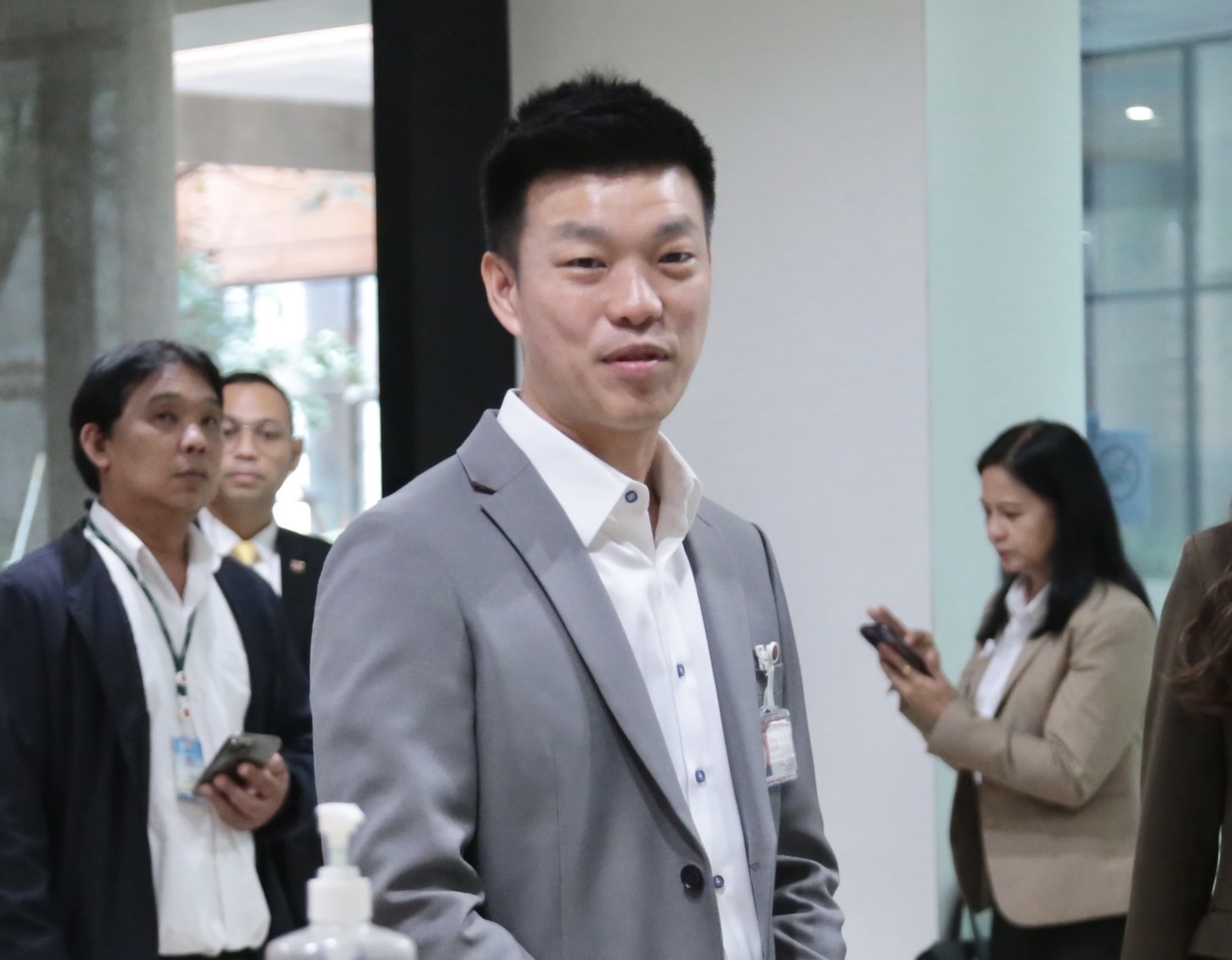 "ณัฐพงษ์" ลั่นชัด! ไม่มีดีลลับคดี 44 สส. ยันไม่รู้ชะตาตัวเอง ชี้ ภูมิใจไทยทำดีอาจเป็นตัวเลือกประชาชน