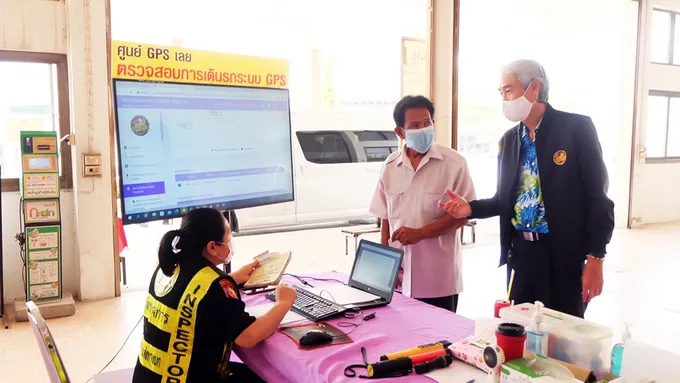 ขนส่งเลย ลงพื้นที่ตรวจเยี่ยมการปฏิบัติงาน จนท.กำชับเข้มผู้ขับรถแอลกอฮอล์ต้องเป็นศูนย์
