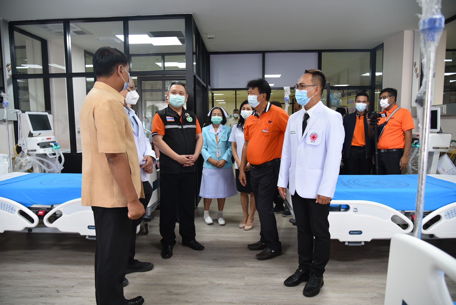 ผู้ว่าฯศรีสะเกษส่งมอบหอผู้ป่วยวิกฤตความดันลบ  จากอบจ.ศรีสะเกษให้ ร.พ.ศก.