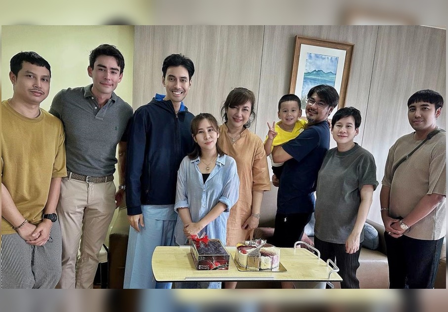 เปิดภาพ "เอส กันตพงศ์" หน้าตาสดใส "เวฟ-หลุยส์" ร่วมอวยพรวันเกิด