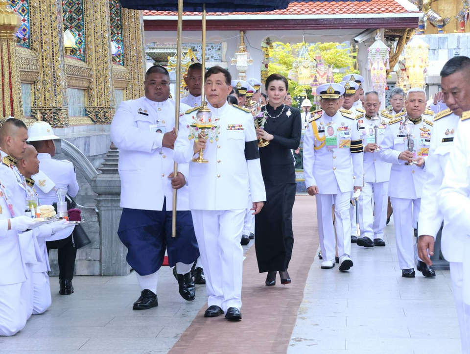 "ในหลวง-พระราชินี" เสด็จฯ ในพระราชพิธีบำเพ็ญพระราชกุศลวิสาขบูชา 2569