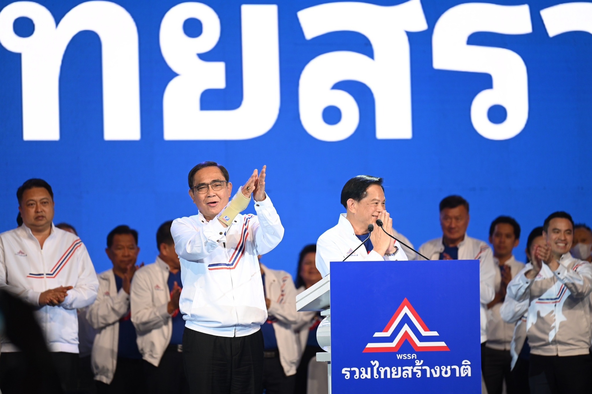 แง้มโผปาร์ตี้ลิสต์ "รทสช." แกนนำตัวท็อปตบเท้าลง "เสี่ยเฮ้ง" เปลี่ยนใจลงปาร์ตี้ลิสต์ ส่ง "ณภัสนันท์" ชิงเขต 1 ชลบุรี แทน
