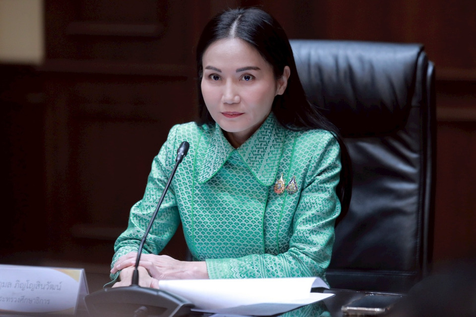 "รมว.นฤมล" สั่ง "คุรุสภา" เชือด "ครูศูนย์เด็กเล็ก" พัวพันค้ายา พร้อมบันทึกในระบบ ป้องกันขอใบอนุญาตในอนาคต 