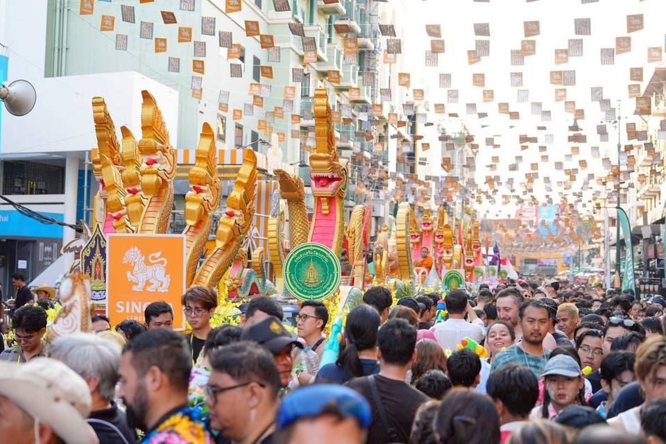 ปังระดับโลก! สงกรานต์ไทยขึ้นเบอร์ 1 โลก ดันเศรษฐกิจพุ่ง 3 หมื่นล้าน
