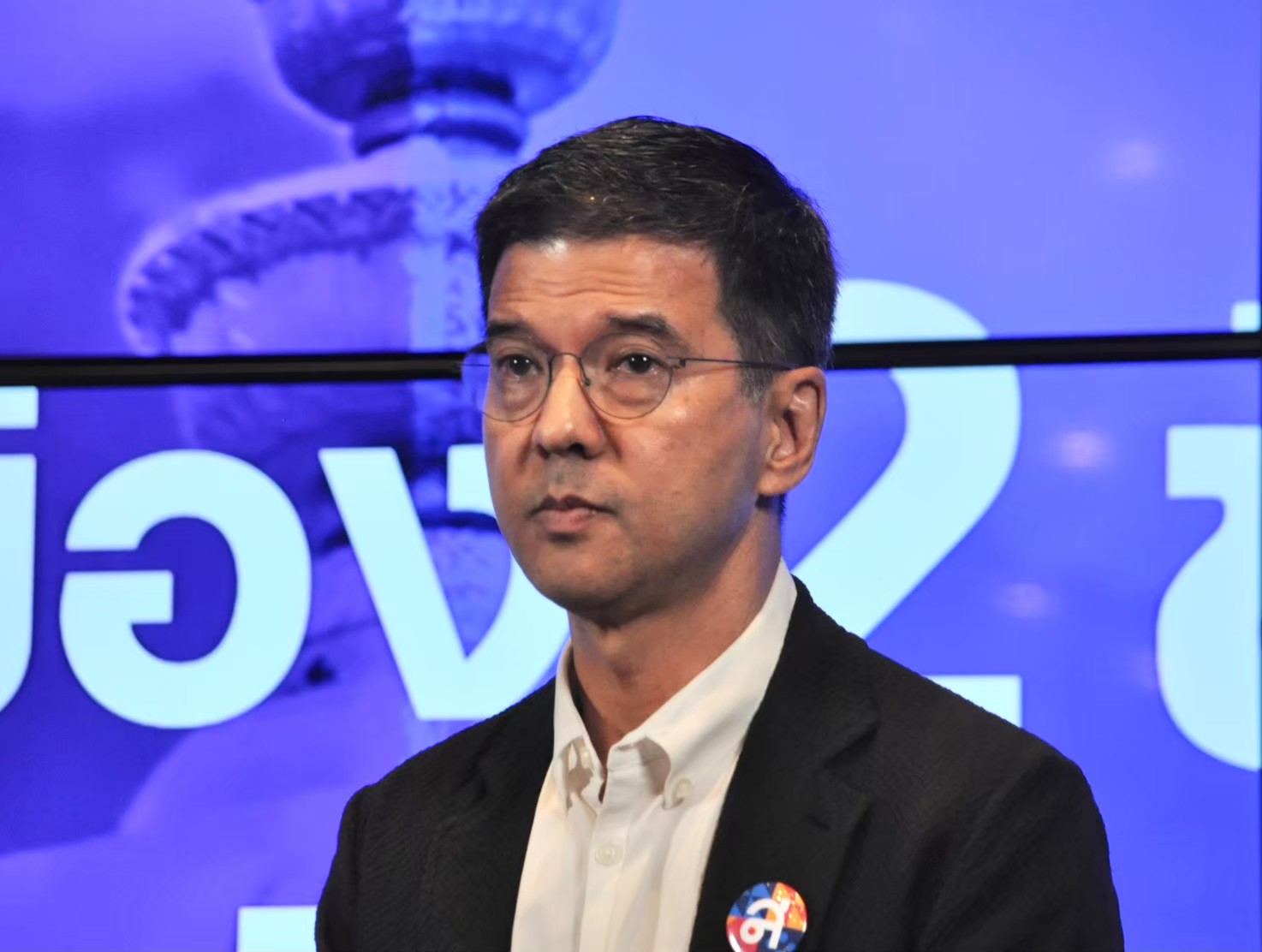 "ศิธา" ตอก ส.ว.มีวุฒิภาวะ อย่างดออกเสียงโหวตเลือกนายกฯ ดูถูกปชช. เปรียบกระสอบทรายนักบินไม่เอาขึ้นเครื่อง