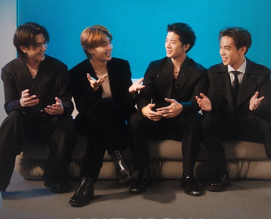 4 หนุ่มตัวตึง “นุนิว” ร่วมคอนแลปกับ 3 หนุ่ม "ปอร์เช่-เติร์ด-แจ๊คกี้" กับเวอร์ชั่นใหม่ล่าสุด “ฤดูของเธอ”