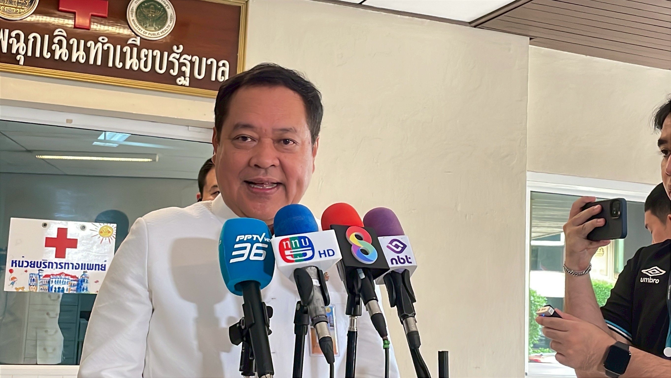 "ทวี" มอง "คดีชั้น14" ไม่ส่งผลการเมือง  เชื่อยุบสภาได้ไม่ขัดรธน. เหมือนสมัย อดีตนายกฯ "อานันท์ ปันยารชุน" 