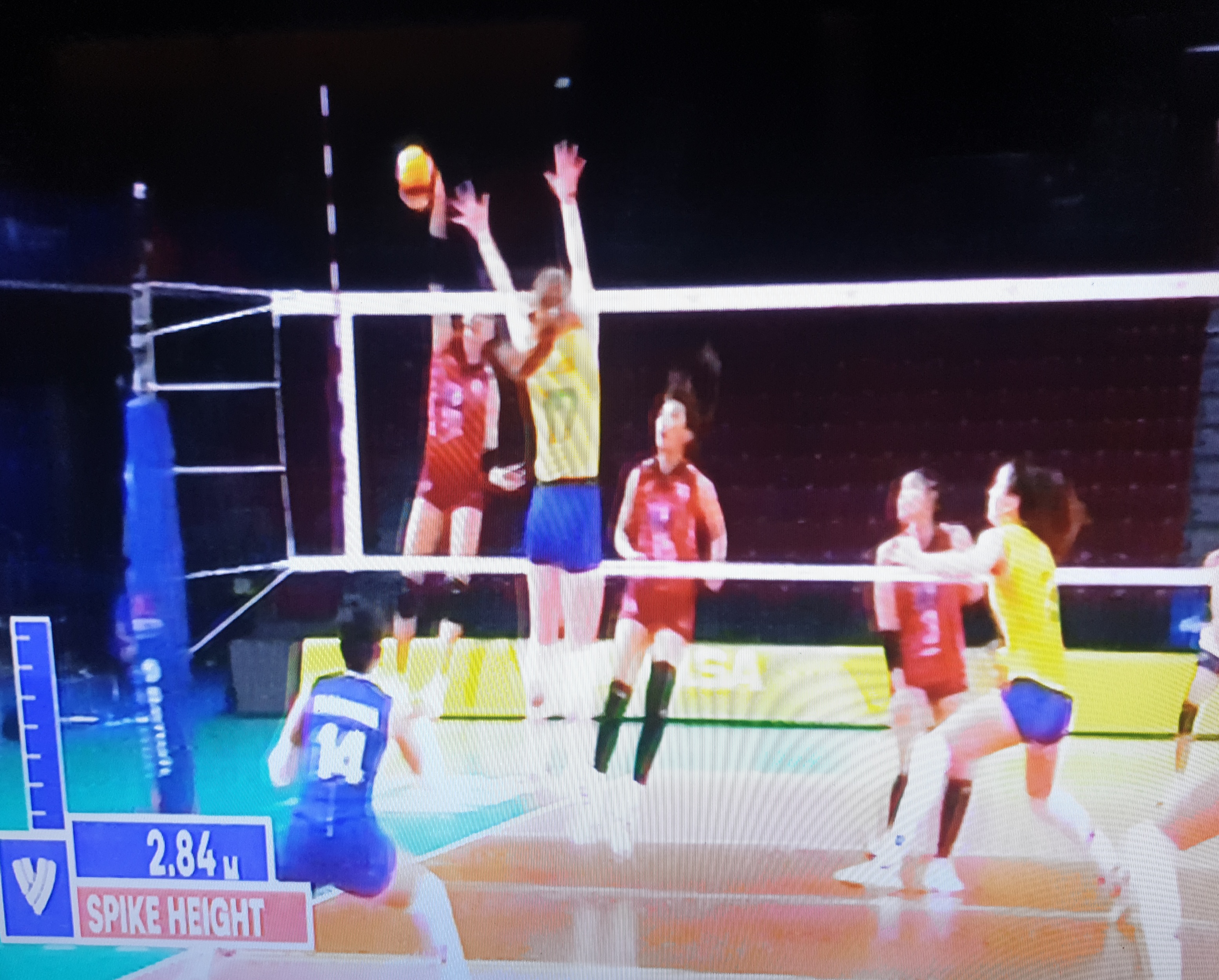 สู้เต็มที่! นักตบสาวไทย รวมพลัง ก่อนพ่าย บราซิล 1-3 เซต