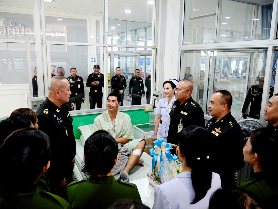 ผบ.มทบ.31 เยี่ยมทหารบาดเจ็บเสริมสร้างขวัญกำลังใจ ย้ำกองทัพไม่ทิ้งกัน ดูแลกายใจเต็มที่