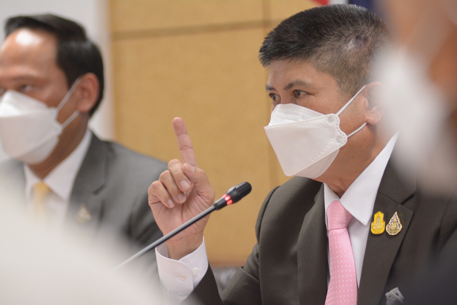 “แรมโบ้” ย้ำลาออกเองไม่มีใครกดดัน หวังสร้างบรรทัดฐานจริยธรรมทางการเมือง