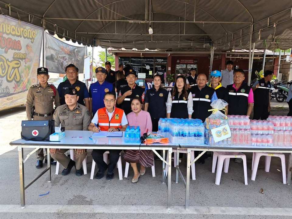 รองผู้ว่าฯ กาญจนบุรี ลงพื้นที่ท่าม่วง ตรวจจุดบริการประชาชนช่วงสงกรานต์ 2569 เน้นความปลอดภัยเดินทางไร้อุบัติเหตุ