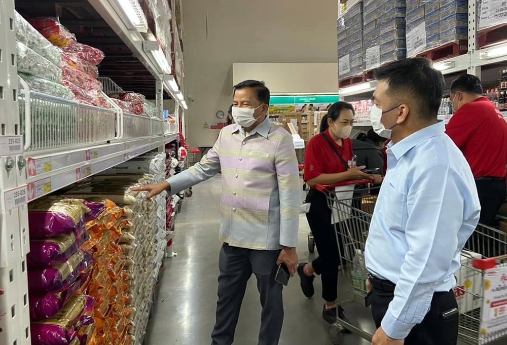 พาณิชย์พิจิตร คุมเข้มราคาข้าวสารถุงวอนผู้ประกอบการสต็อกเก่ายังมีอยู่ขอให้ขายราคาเดิม