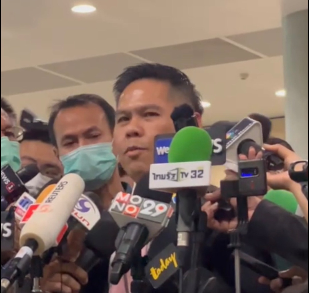 "วราวุธ" ย้ำจุดยืน ชทพ.โหวตนายกฯไม่แตะมาตรา 112 ชี้คุณสมบัติต้องโปร่งใสชัดเจน ส่วนจะเลื่อนหรือไม่อยู่ที่การหารือ
