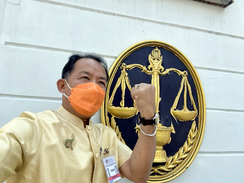 "ศรีสุวรรณ" เผยศาลปกครองสูงสุด สั่งกลับคำสั่งศาลกลาง "คดียาเส้น"