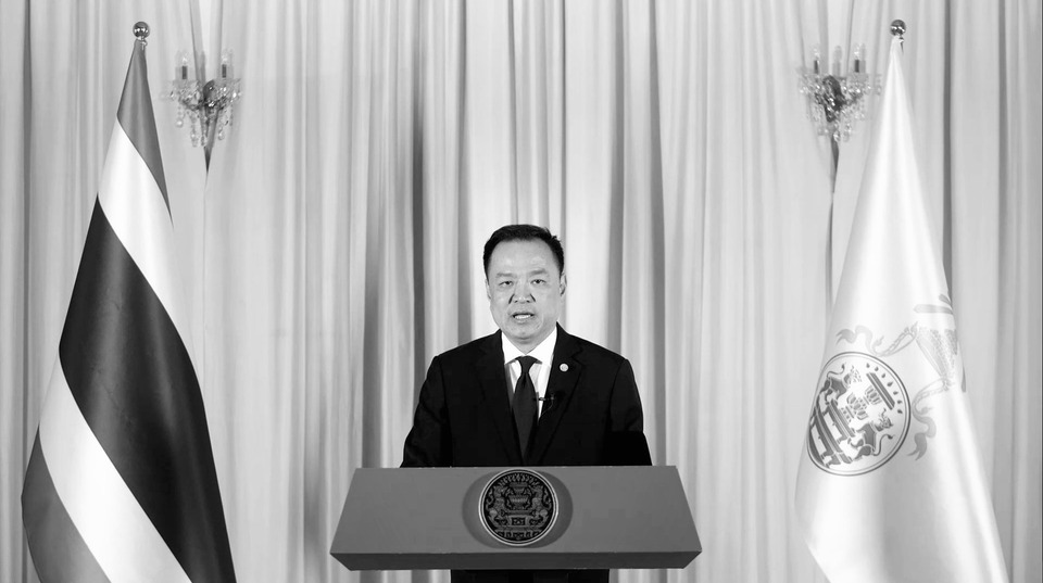 แถลงการณ์นายกรัฐมนตรี  "พระบรมราชชนนีพันปีหลวง" เสด็จสู่สวรรคาลัย เสียงสะอื้นก้องอยู่ในหัวใจปวงประชา สูญเสีย "แม่ผู้ยิ่งใหญ่ของแผ่นดินไทย" 