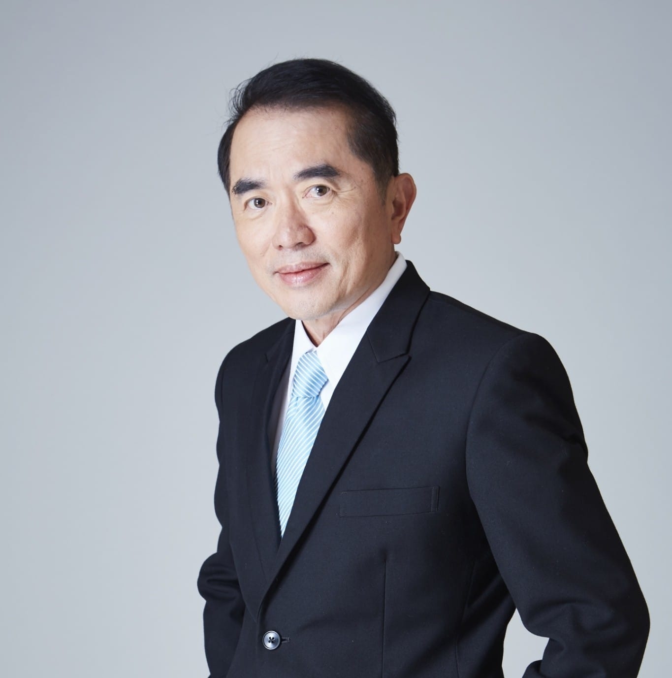 "หมอวรงค์" สอน "พิธา" อย่าออกความเห็น "ตามใจฉัน" ปมสงครามรัสเซีย-ยูเครน เย้ยดีที่เป็น "ฝ่ายค้าน"