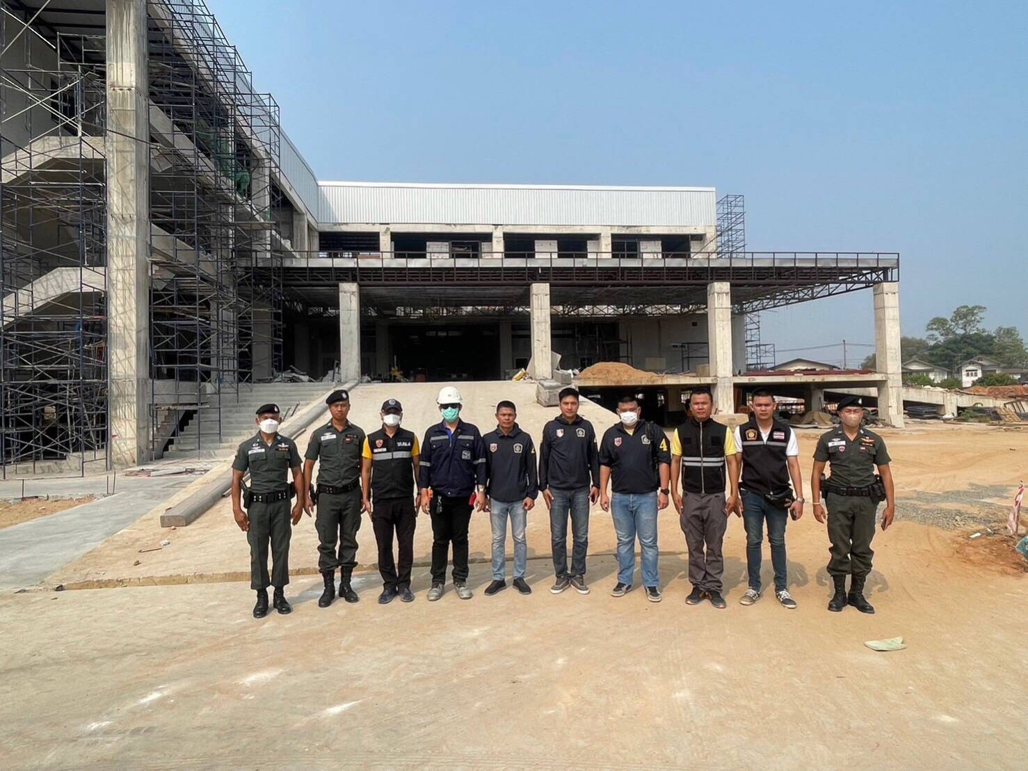 ตม.อุบล ฯ สนธิกำลังปูพรมปฏิบัติการจู่โจมต่างด้าวOVERSTAY 
