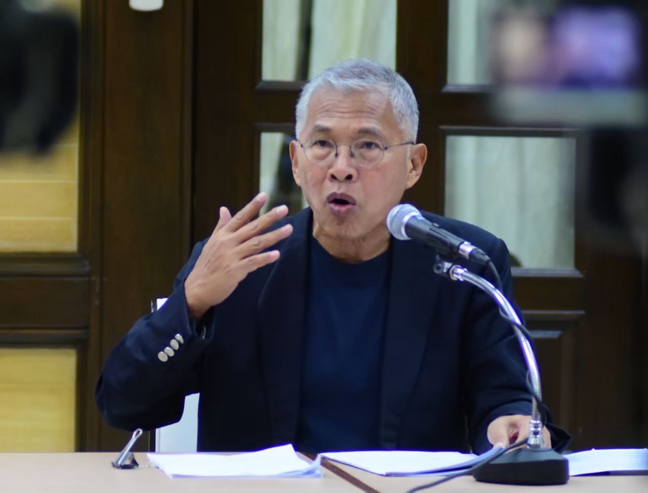"วัฒนา" ท้ารัฐบาลให้ทำประชามติถามประชาชน เห็นด้วยกับร่างรธน.ฉบับใหม่ หรือไม่