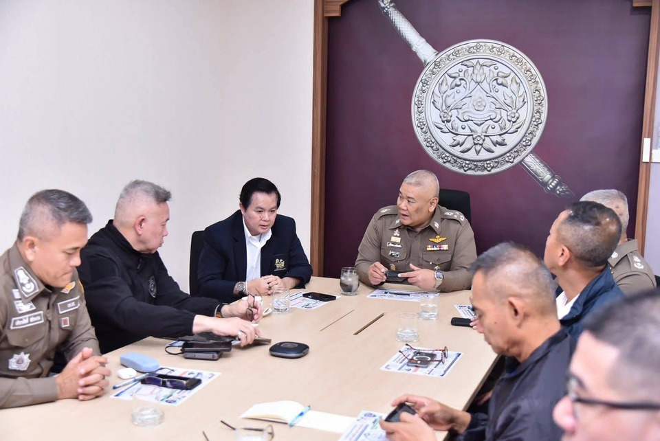ประธานชมรมเยาวชนรุ่นใหม่ไม่ใส่ใจบุหรี่เข้าให้กำลังใจ รอง ผบ.ตร.และขอบคุณ 