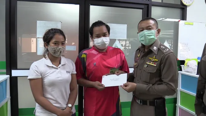 ผบก.สั่งแจ้งข้อหา2ครูลืมเด็ก2ขวบในรถตู้