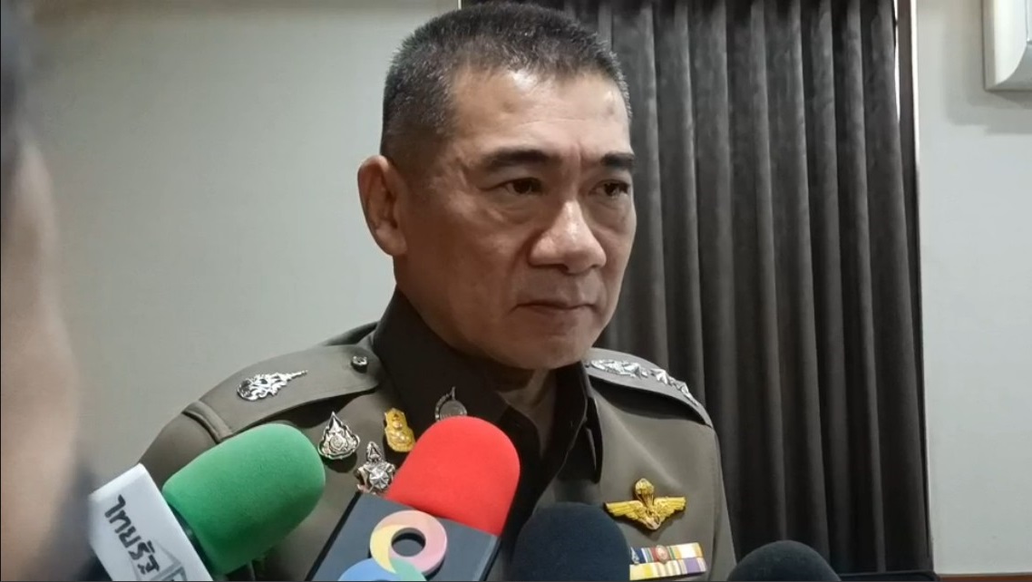 ตำรวจยื่นถอนประกันตัวชั่วคราว กรณีกลุ่มทะลุวัง บุกพรรคเพื่อไทย ก่อความวุ่นวาย พร้อมประสานเจ้าของสถานที่ดำเนินการเอาผิดเพิ่ม