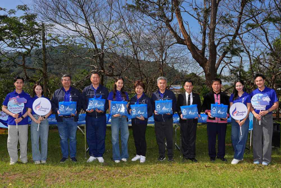 บางกอกแอร์เวย์ส มอบผ้าห่มรักษ์โลก ส่งต่อความอบอุ่นให้ชุมชน ในกิจกรรม “Seasons of Giving 2025”