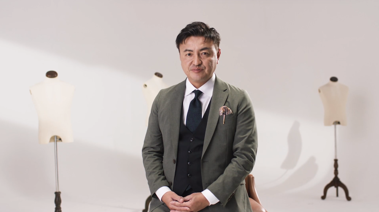 SUIT SELECT ปฎิวัติวงการแฟชั่นเปิดตัวเสื้อเชิ้ตขาวพรีเมียม “New White Shirt” ด้วยเทคโนโลยีและการตัดเย็บเหนือระดับจากญี่ปุ่น