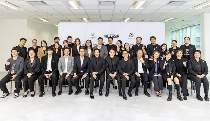 “ครึ่งเก้า GROUP” จับมือ AME Imaginative ตั้ง “Bridge Management” ดันศิลปินโตครบวงจร