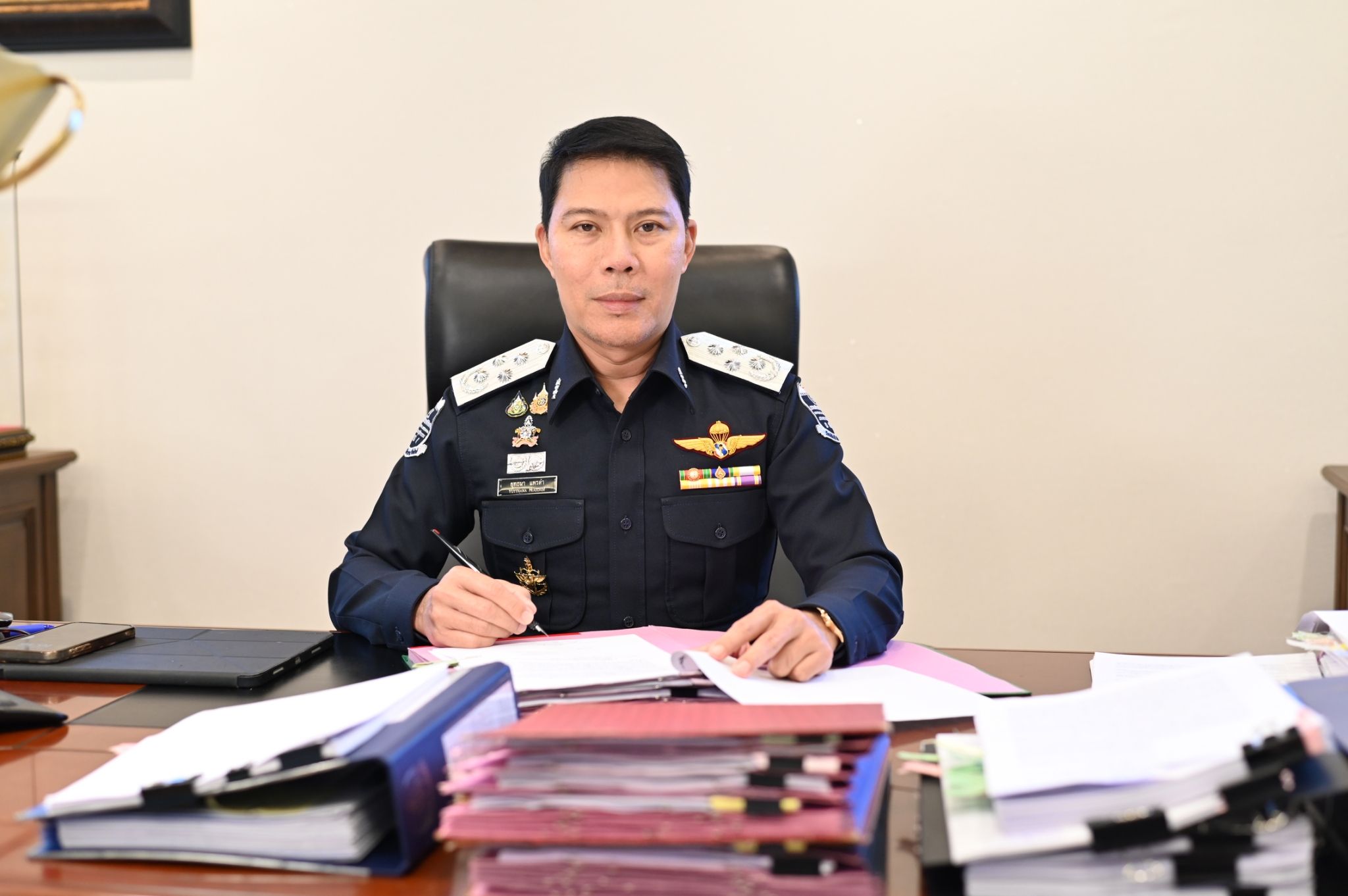 อธิบดีดีเอสไอ เห็นแย้งเห็นควรสั่งฟ้องสองบอส ดิไอคอน เสนออัยการสูงสุดชี้ขาด            