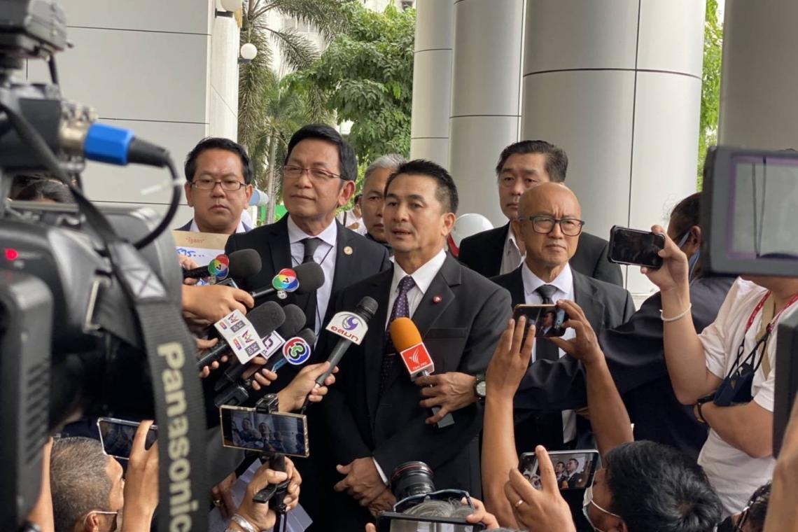 ศาลนัดฟังคำสั่งหลังเพื่อไทยยื่นคำฟ้องขอให้เพิกถอนประกาศสถานการณ์ฉุกเฉินร้ายแรง  22 ตค. 
